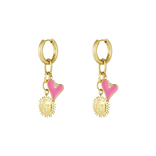 Goudkleurige stainless steel oorbellen met zonnebedel en roze hanger met zirkonia steentje – speels en stralend design