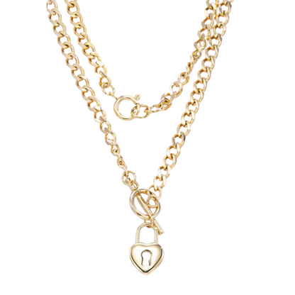 Dubbele goudkleurige ketting met grove schakels en hartslot bedel – stijlvolle statement ketting voor dames