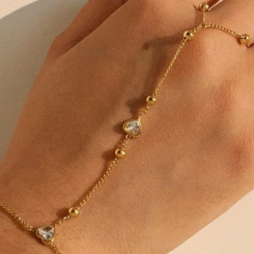 Strassy Love Handchain